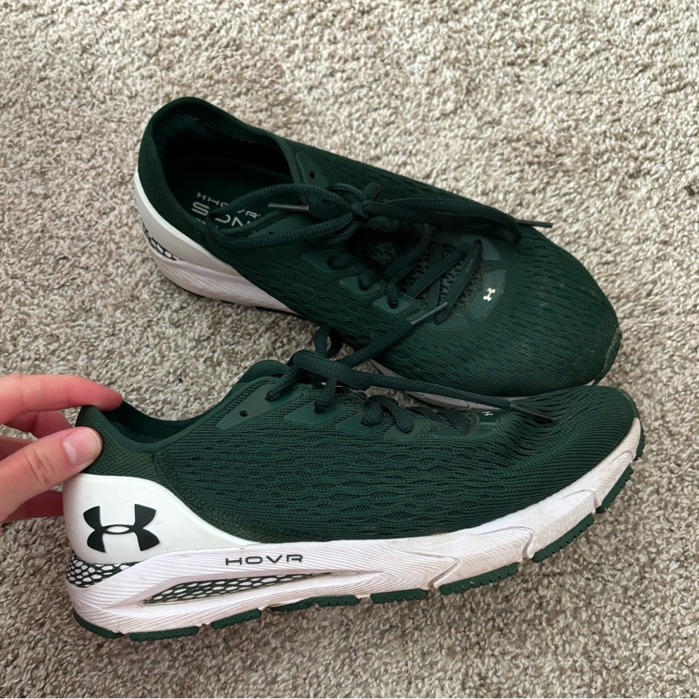 EUC UA Hovr Sonic shoes